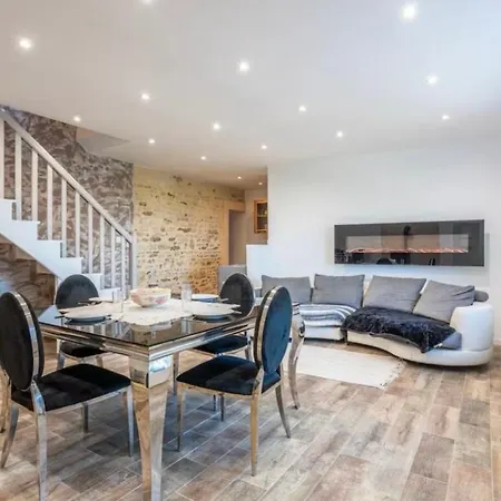 La Briqueterie Holiday home *